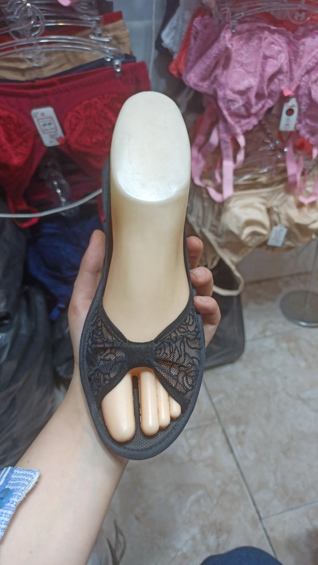 پاپوش کفشی رو فرشی جلو باز رخ گل گیپوری